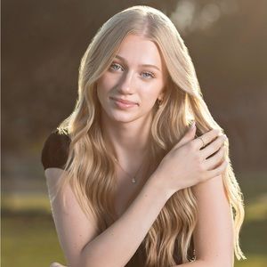 Meet your Posher, Cadee